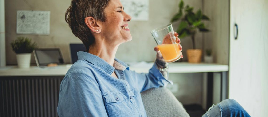 Peut-on vraiment boire du jus d'orange le matin ?